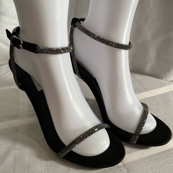 Steve Madden Breslin Sparkly Rhinestone Ankle Strap Heels. Worn Once. Size 8M. - Picture 8 of 11